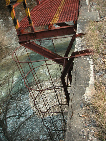 01-09.JPG